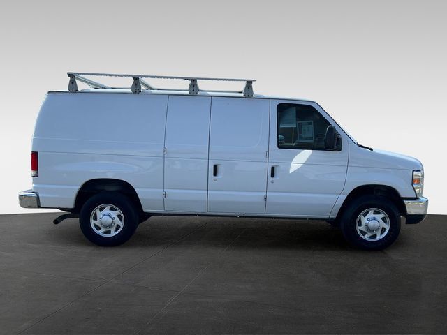 2014 Ford Econoline Cargo Van E-250 Commercial - 22998767 - 4