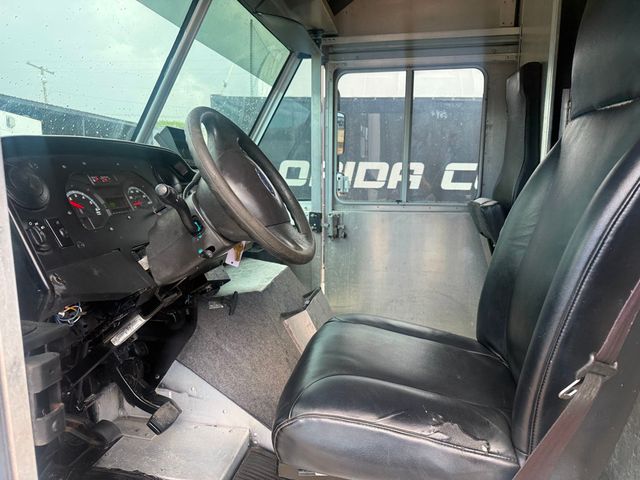 2014 Ford Econoline Stepvan  - 23019143 - 6