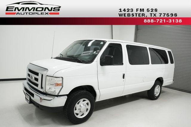 2014 Ford Econoline Wagon  - 22943369 - 0