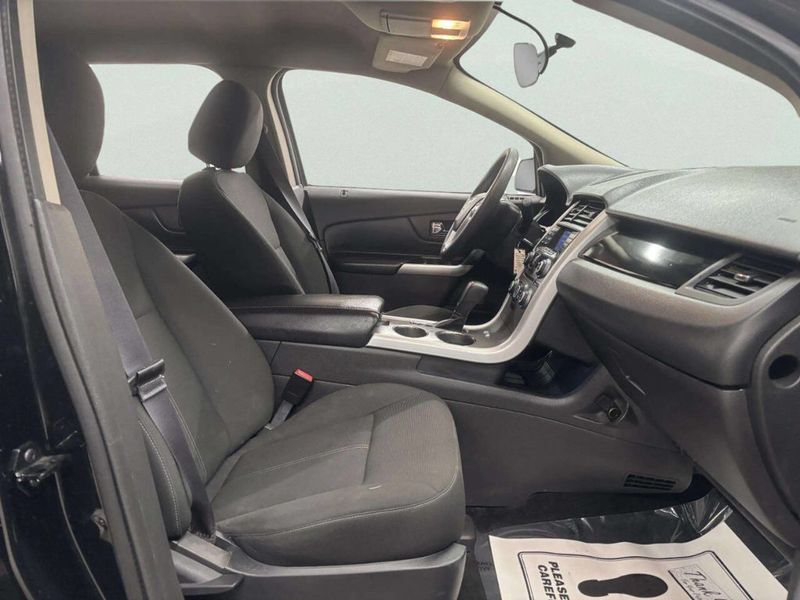 2014 Ford Edge 4dr SE FWD - 22985776 - 19