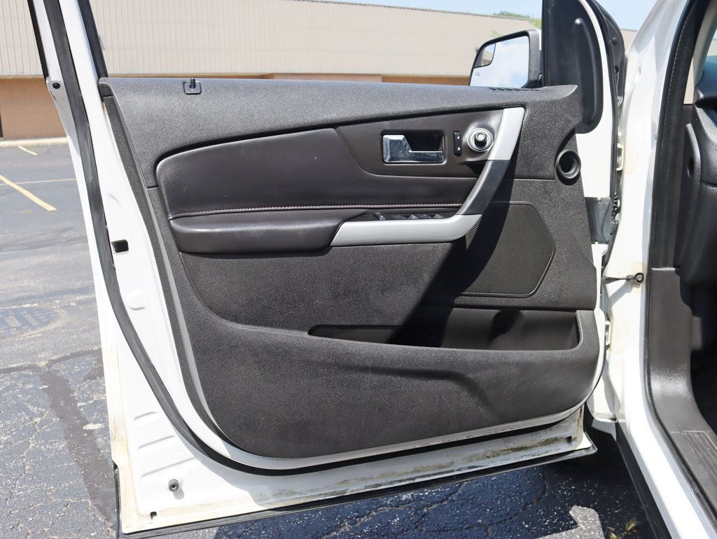 2014 Ford Edge SEL photo 23