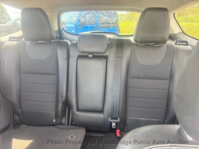 2014 Ford Escape 4WD 4dr SE - 23067705 - 9