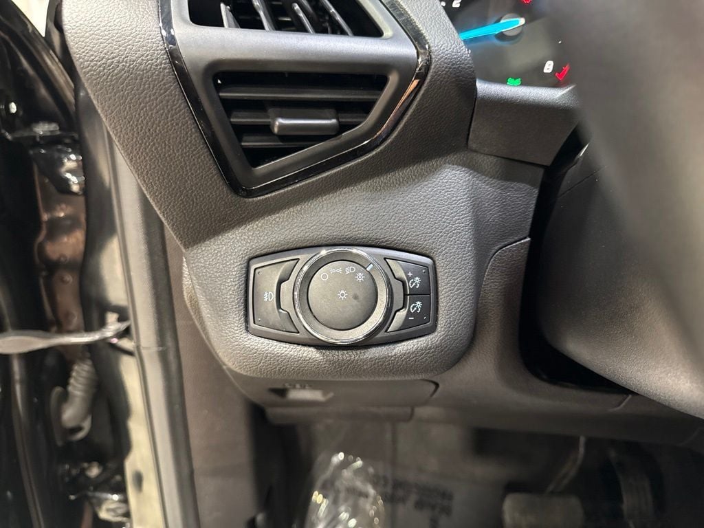 2014 Ford Escape 4WD 4dr Titanium - 23041777 - 13