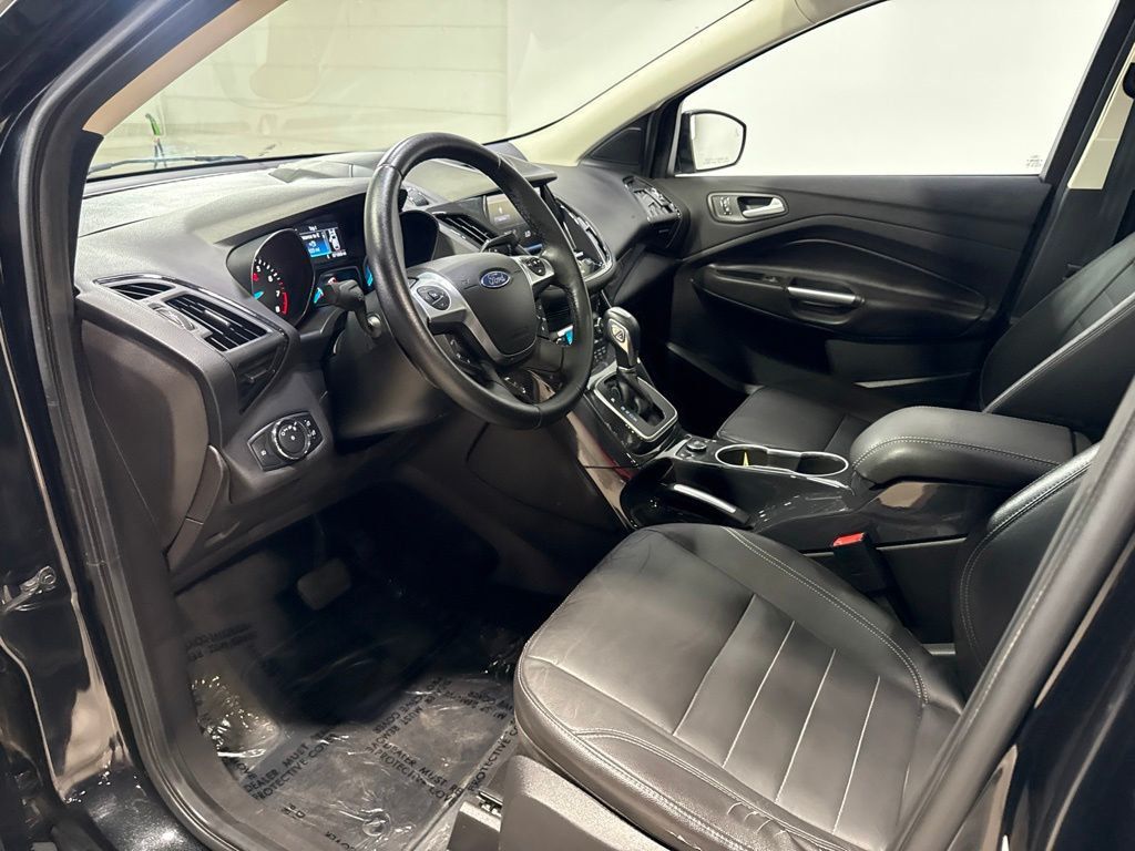 2014 Ford Escape 4WD 4dr Titanium - 23041777 - 25