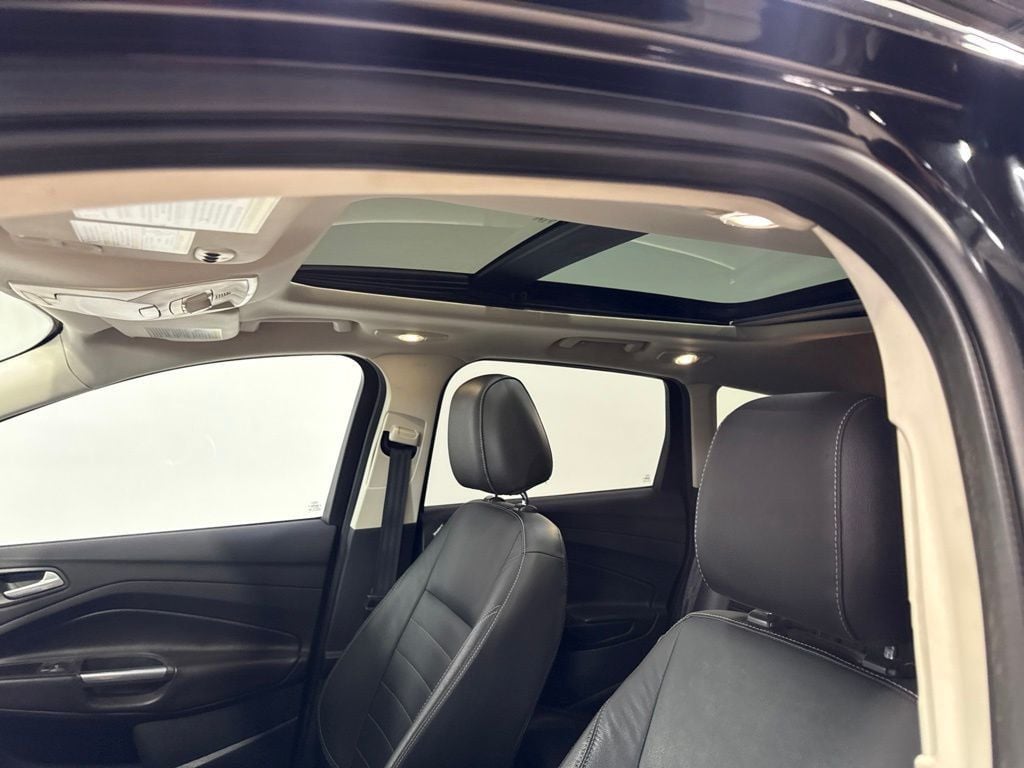 2014 Ford Escape 4WD 4dr Titanium - 23041777 - 28