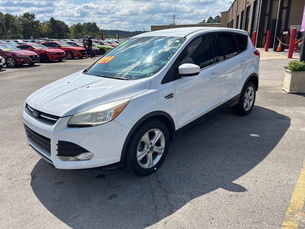 2014 Ford Escape SE photo 2