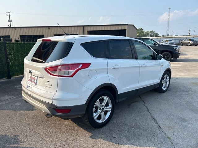 2014 Ford Escape FWD 4dr SE - 23060719 - 3