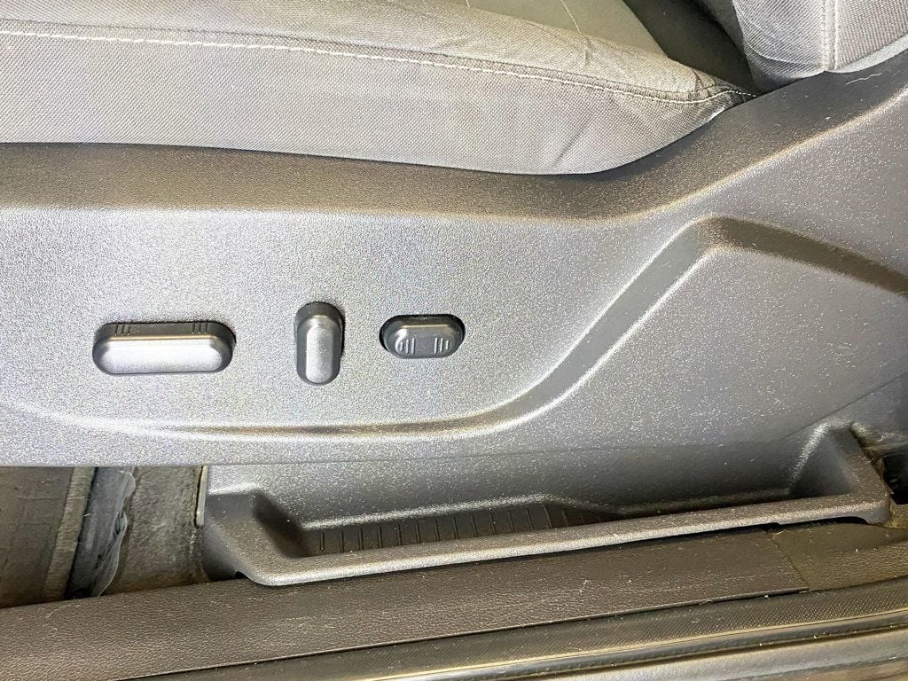 2014 Ford Escape FWD 4dr SE - 22924075 - 18