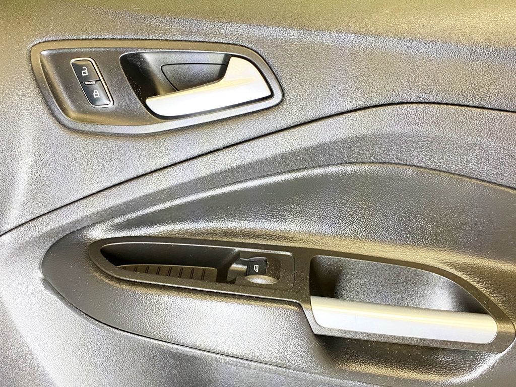 2014 Ford Escape SE photo 31