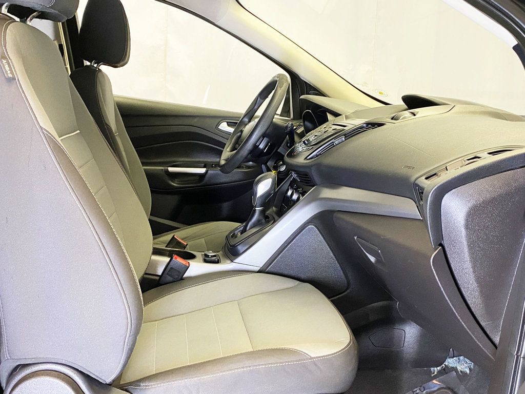 2014 Ford Escape SE photo 32