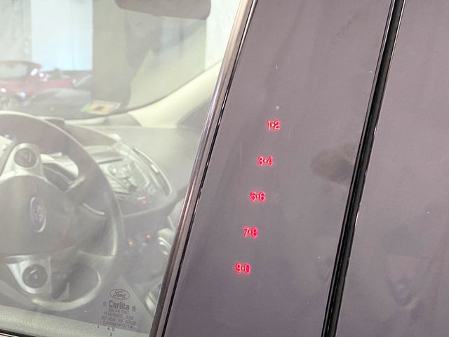 2014 Ford Escape FWD 4dr SE - 22924075 - 3