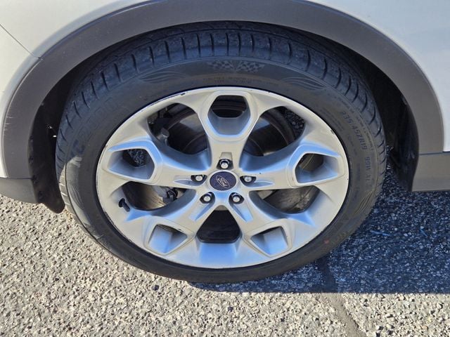 2014 Ford Escape FWD 4dr Titanium - 22954454 - 5