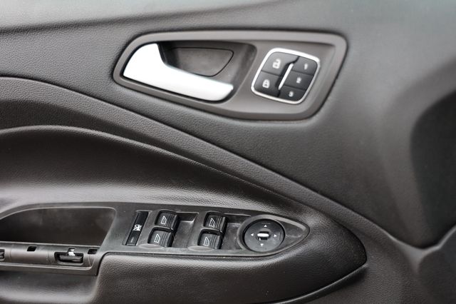 2014 Ford Escape FWD 4dr Titanium - 22990344 - 42