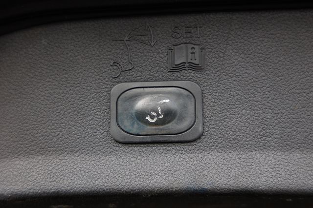 2014 Ford Escape FWD 4dr Titanium - 22990344 - 43