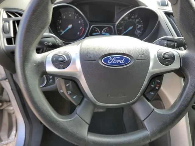 2014 Ford Escape SE Sport Utility 4D - 23032269 - 30