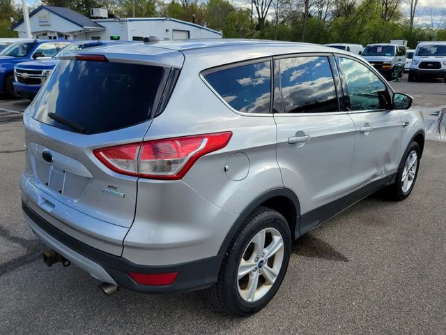 2014 Ford Escape SE Sport Utility 4D - 23032269 - 3