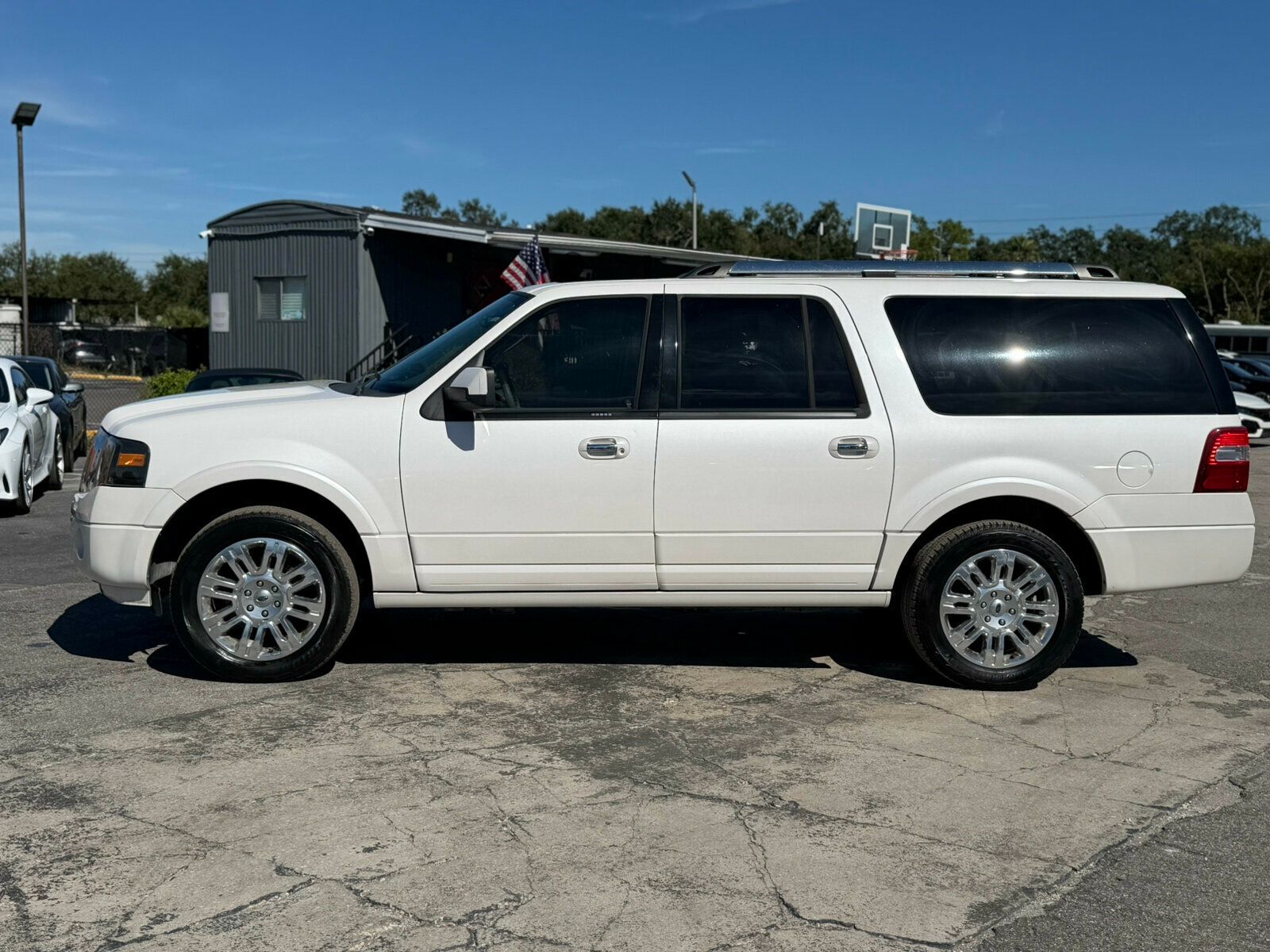2014 Ford Expedition EL Limited photo 2