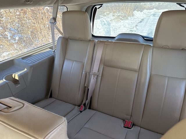 2014 Ford Expedition EL 4WD 4dr XLT - 22955420 - 8