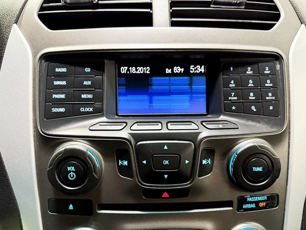 2014 Ford Explorer 4WD 4dr XLT - 22930630 - 15