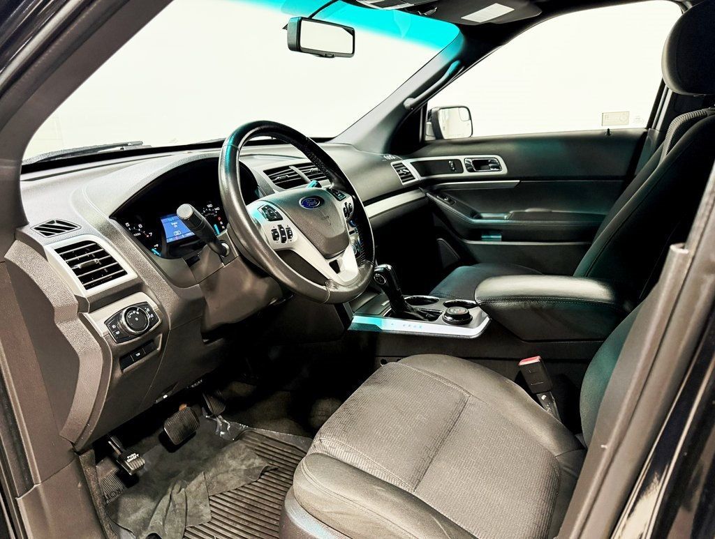 2014 Ford Explorer 4WD 4dr XLT - 22930630 - 21