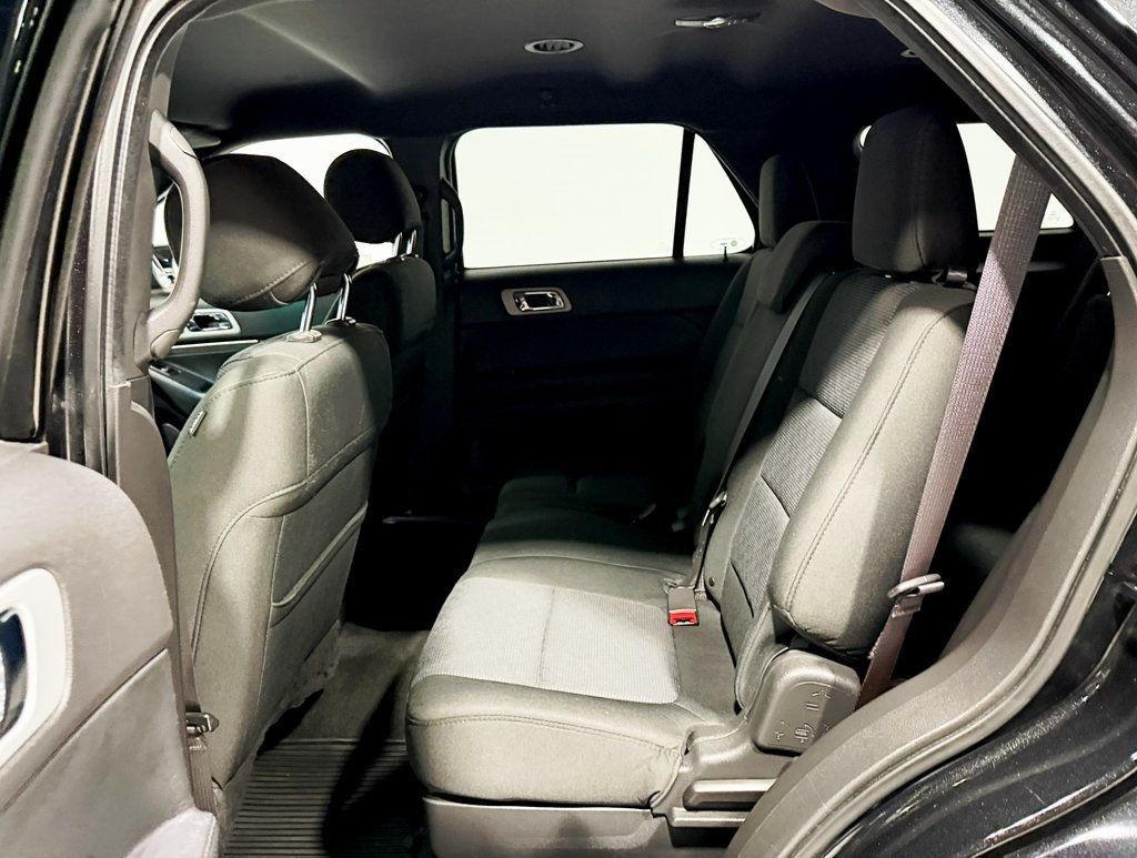 2014 Ford Explorer 4WD 4dr XLT - 22930630 - 26