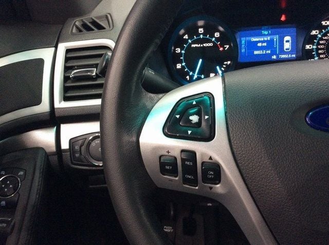 2014 Ford Explorer XLT photo 12