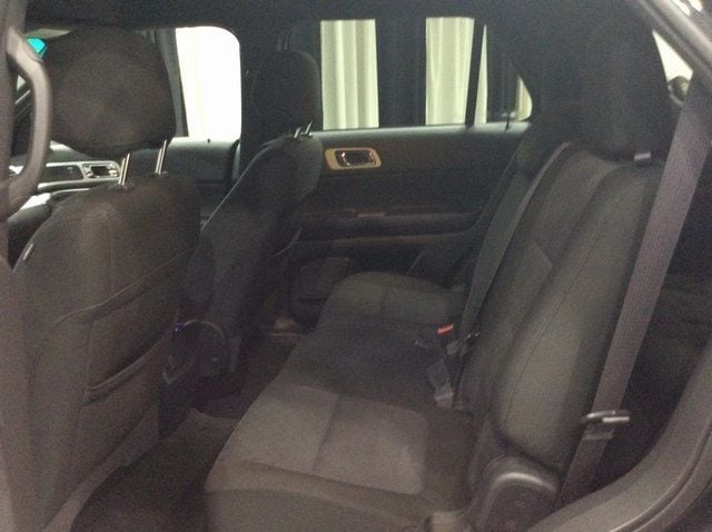 2014 Ford Explorer XLT photo 17