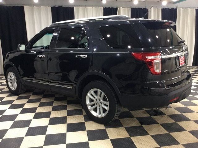 2014 Ford Explorer XLT photo 4
