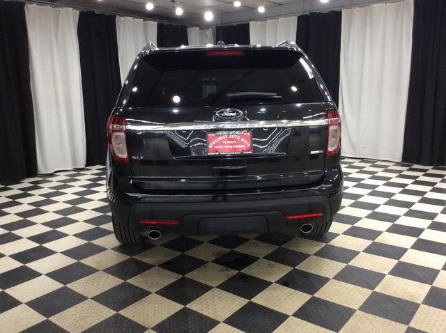 2014 Ford Explorer XLT photo 5