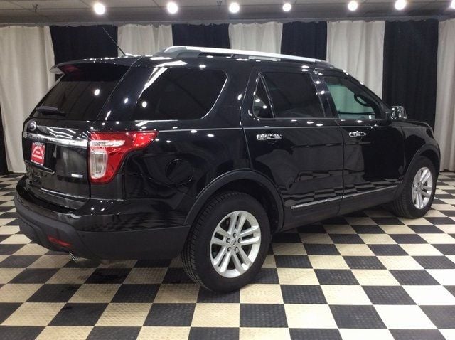 2014 Ford Explorer XLT photo 6