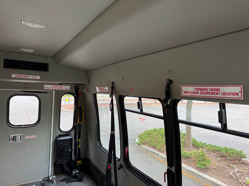 2014 Ford E-350 Cutaway Non-CDL Wheelchair Shuttle Bus For Adults Medical Transport Mobility ADA Handicapped - 22933366 - 16