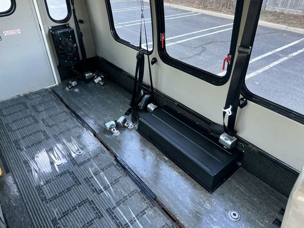 2014 Ford E-350 Cutaway Non-CDL Wheelchair Shuttle Bus For Adults Medical Transport Mobility ADA Handicapped - 22933366 - 29