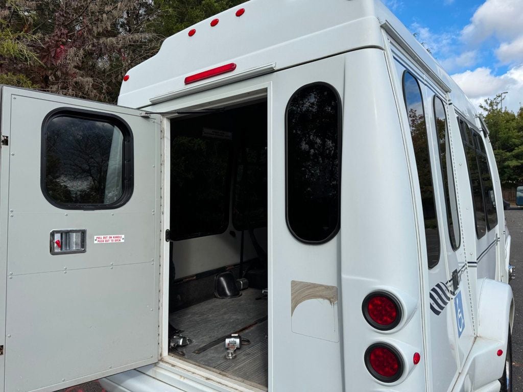 2014 Ford E-350 Cutaway Non-CDL Wheelchair Shuttle Bus For Adults Medical Transport Mobility ADA Handicapped - 22933366 - 3