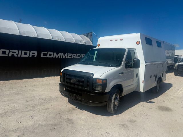 2014 Ford E-350 Enclosed Utility Service Truck  - 22995868 - 0