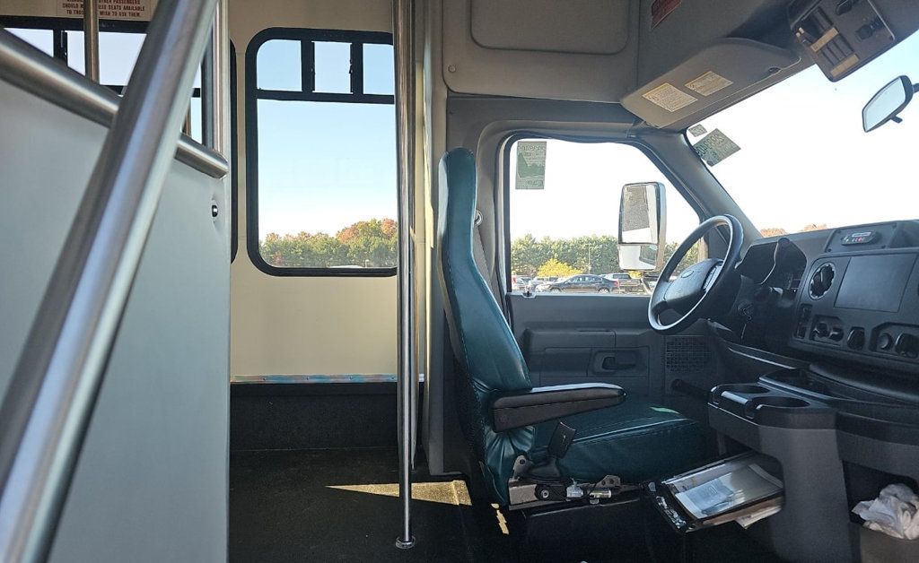 2014 Ford E-350 Non-CDL Wheelchair Accessible Shuttle Bus For Adults Seniors Church Handicapped Transportation - 22939368 - 17