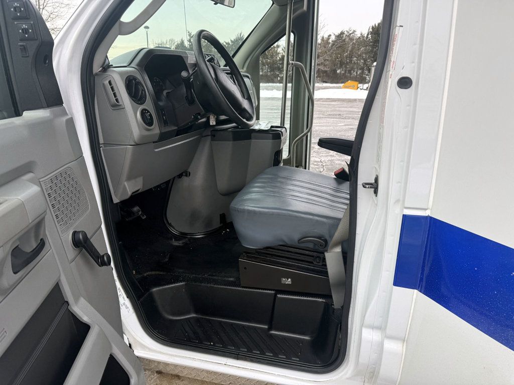 2014 Ford E-350 Non-CDL Wheelchair Shuttle Bus Adult Wheelchair-Accessible Transportation - 22958809 - 18