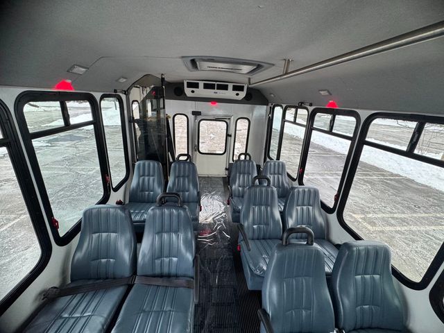 2014 Ford E-350 Non-CDL Wheelchair Shuttle Bus Adult Wheelchair-Accessible Transportation - 22958809 - 24