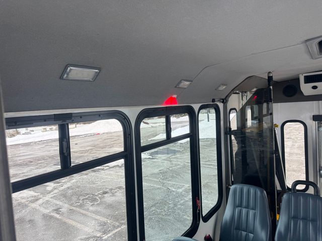 2014 Ford E-350 Non-CDL Wheelchair Shuttle Bus Adult Wheelchair-Accessible Transportation - 22958809 - 34