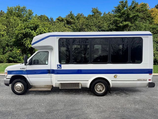 2014 Ford E-350 Non-CDL Wheelchair Shuttle Bus Adult Wheelchair-Accessible Transportation - 22958809 - 3