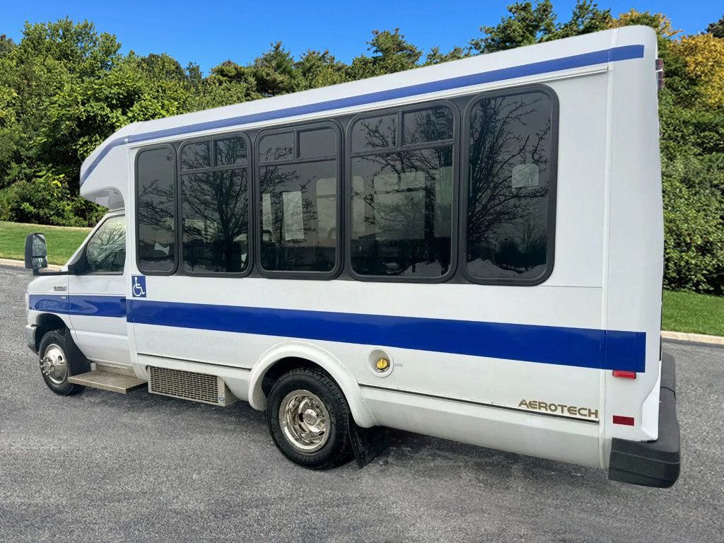 2014 Ford E-350 Non-CDL Wheelchair Shuttle Bus Adult Wheelchair-Accessible Transportation - 22958809 - 4