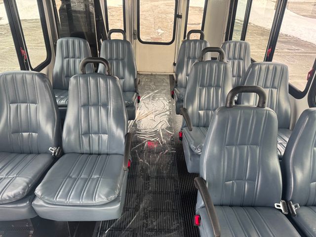 2014 Ford E-350 Non-CDL Wheelchair Shuttle Bus Adult Wheelchair-Accessible Transportation - 22958809 - 5