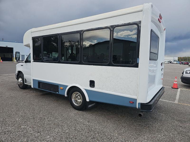 2014 Ford E-350 Non-CDL Wheelchair Shuttle Bus For Adults Seniors Wheelchair Accessible Transportation - 22961890 - 2