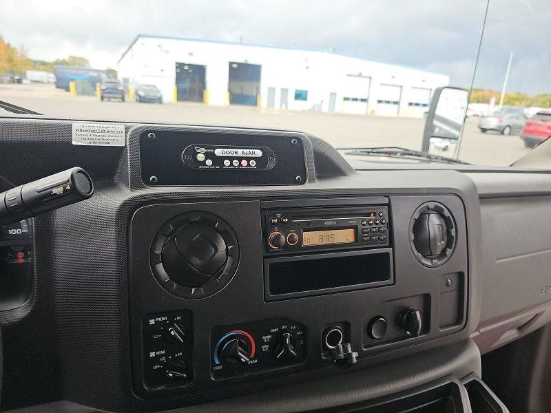 2014 Ford E-350 Non-CDL Wheelchair Shuttle Bus For Adults Seniors Wheelchair Accessible Transportation - 22961890 - 7