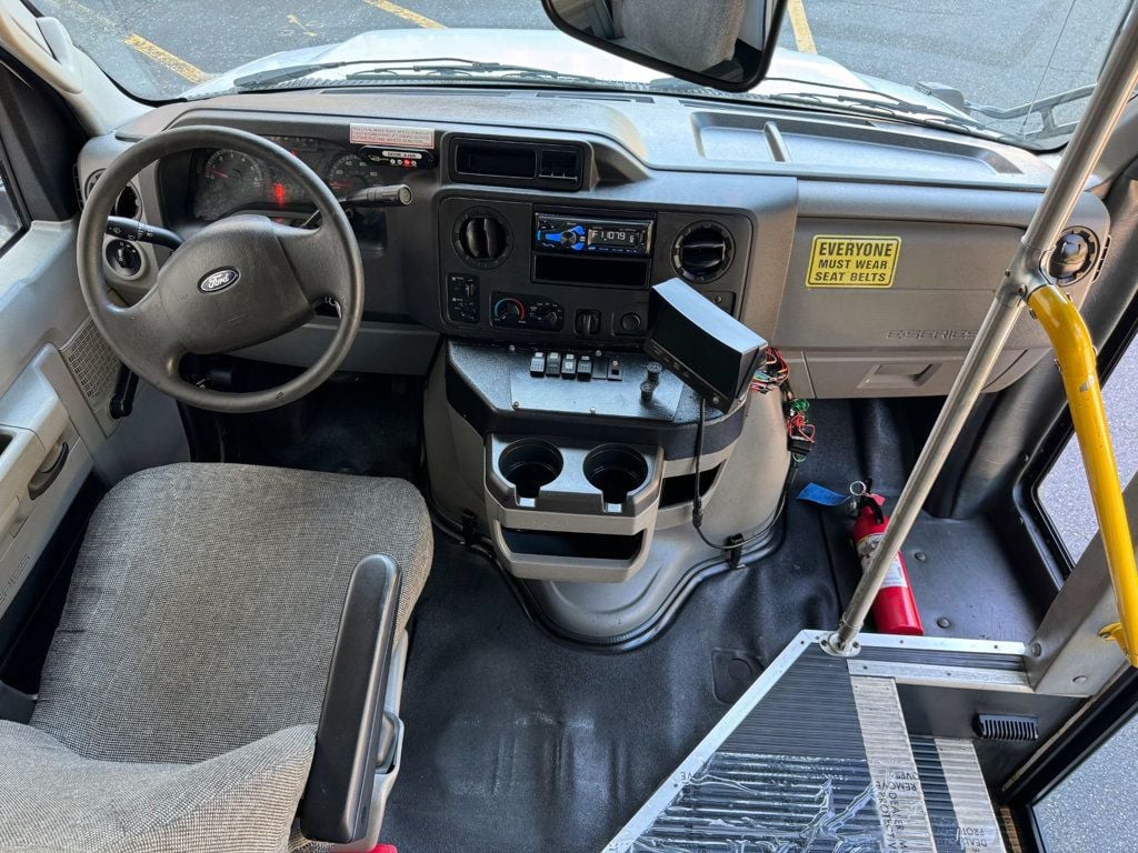 2014 Ford E-350 Non-CDL Wheelchair Shuttle Bus For Sale For Adults Handicapped, ADA & Medical Transportation - 22905779 - 22