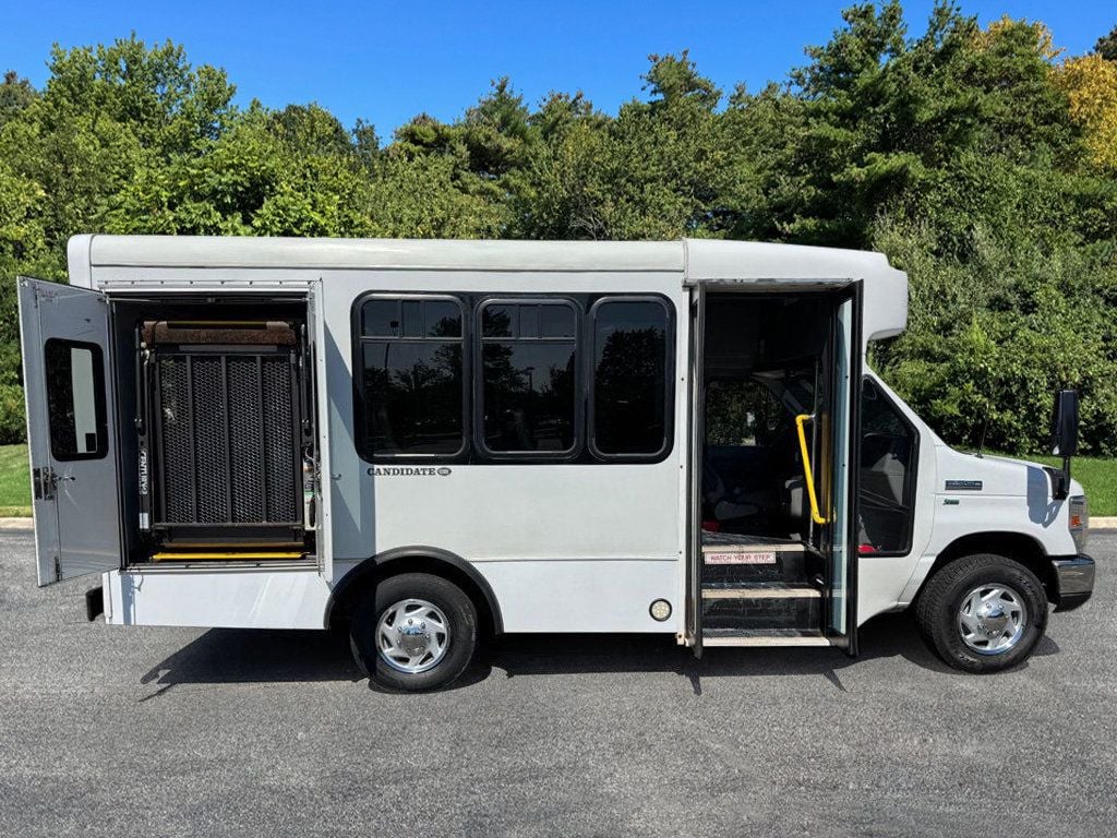 2014 Ford E-350 Non-CDL Wheelchair Shuttle Bus For Sale For Adults Handicapped, ADA & Medical Transportation - 22905779 - 3