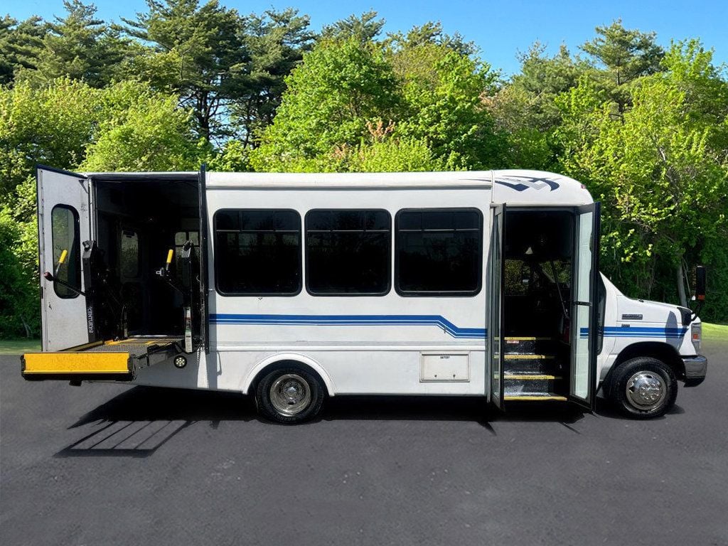 2014 Ford E-350 Non-CDL Wheelchair Shuttle Bus For Sale For Adults Seniors Church & Medical Transport - 22380893 - 3