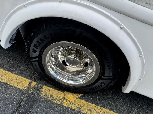 2014 Ford E-350 Non-CDL Wheelchair Shuttle Bus For Sale For Adults Seniors Church & Medical Transport - 22380893 - 41