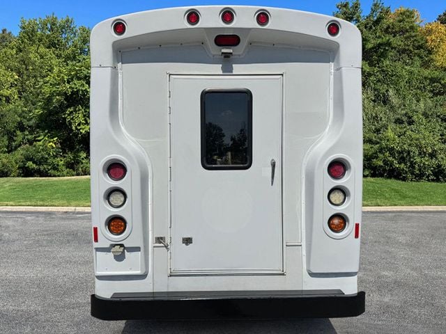 2014 Ford E-350 Non-CDL Wheelchair Shuttle Bus For Sale For Adults Seniors Handicapped & Medical Transportation - 22905779 - 10