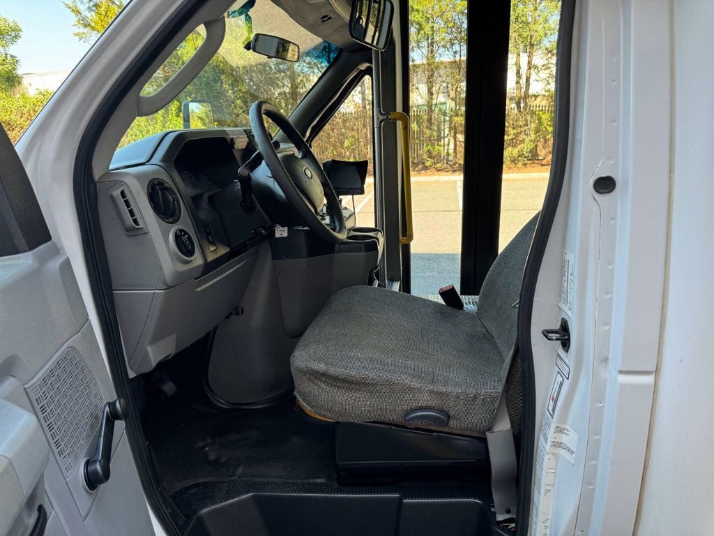 2014 Ford E-350 Non-CDL Wheelchair Shuttle Bus For Sale For Adults Seniors Handicapped & Medical Transportation - 22905779 - 21