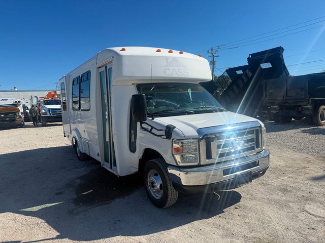 2014 Ford E-Series Cutaway